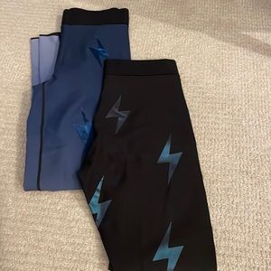 Ultracore leggings. 2 Pair. xs